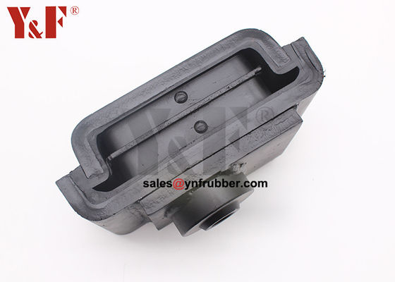 Montaggio standard del corpo, coiffe a prova di urti 4628983 Montaggio posteriore del motore